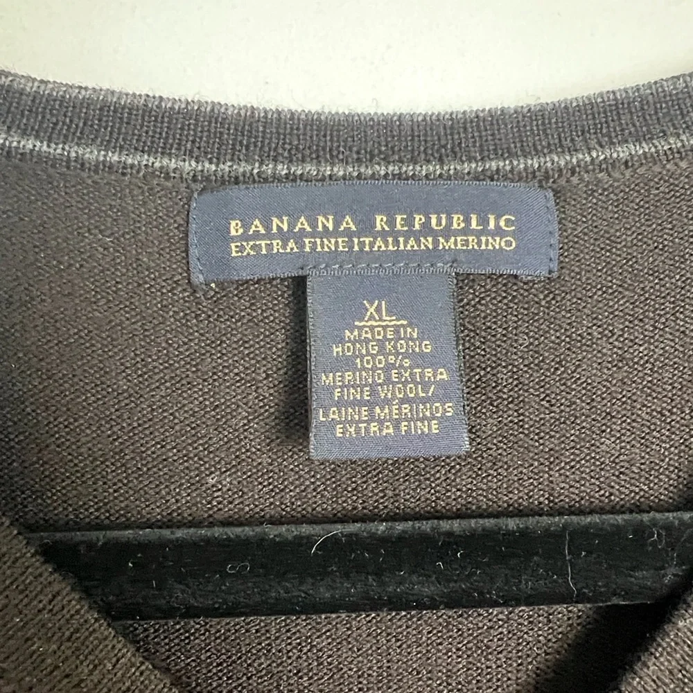 Vintage Banana‎ Republic Men's XL Dark Brown 100% Merino Wool V-Neck Sweater